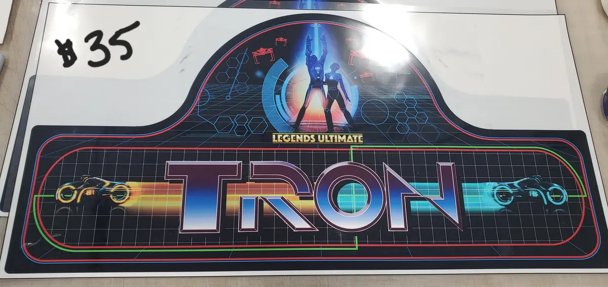 Legends Ultimate Tron Topper/ Marquee- Blemishville 1