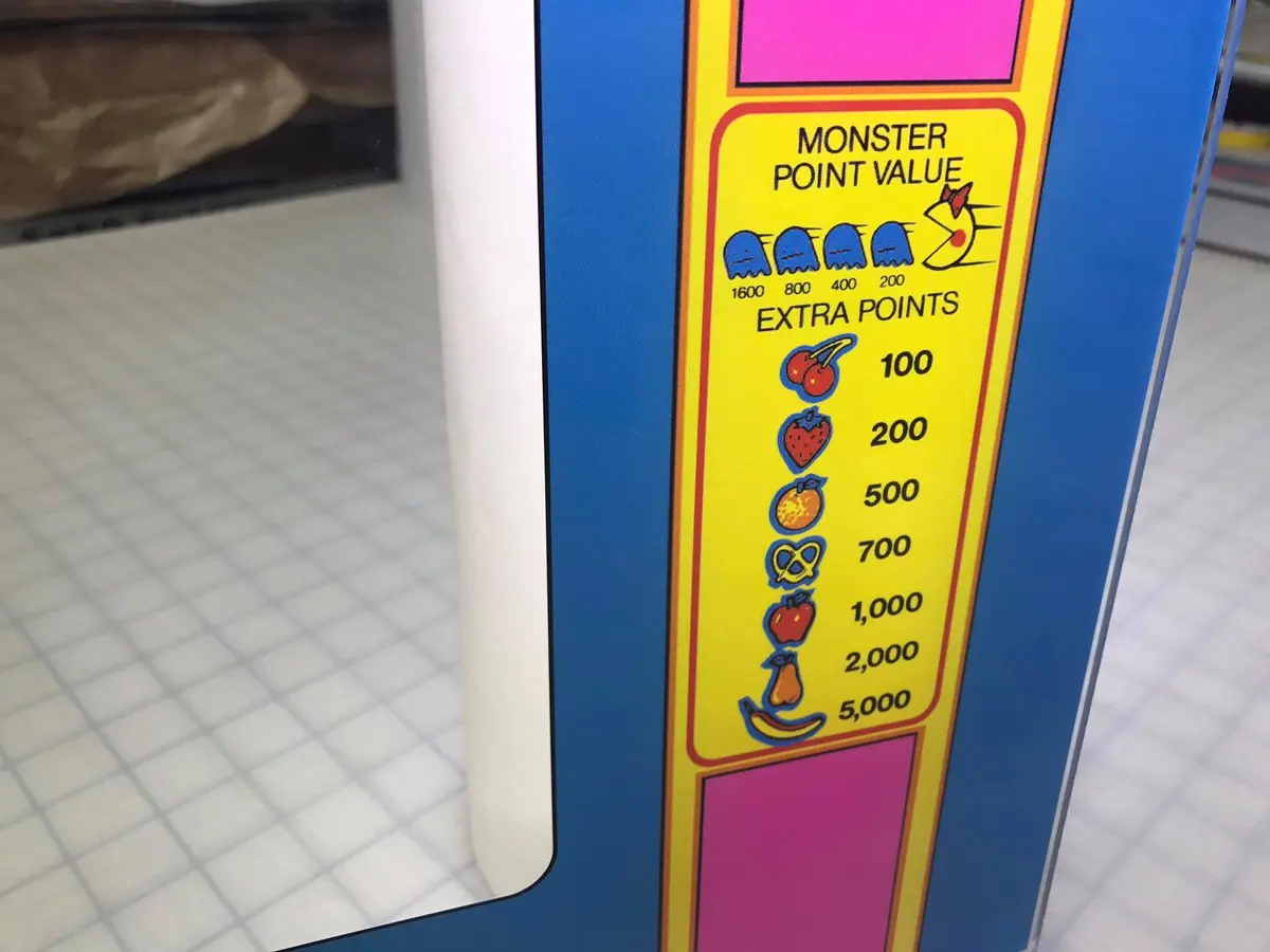 Ms Pacman Bezel 1