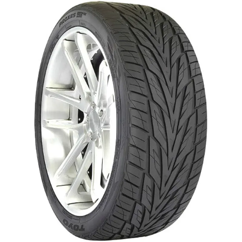 Toyo Proxes St Iii High-Performance Tire – 285/45R22, Load Index 114, Speed Rating V 1