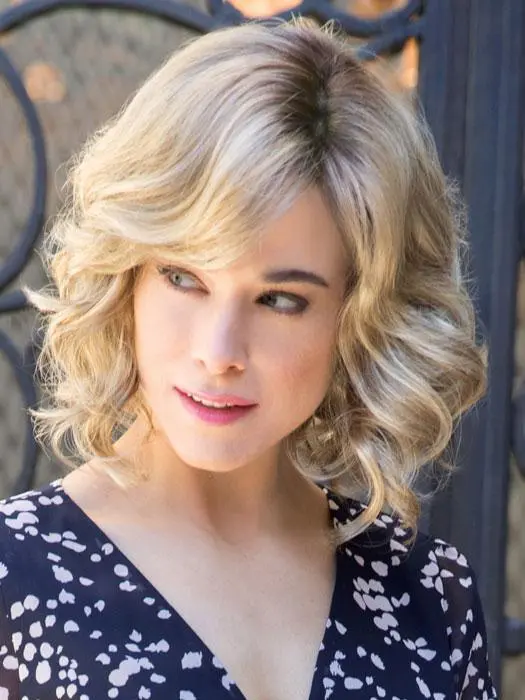 Reign Wig By Amore | Synthetic (Lace Front Mono Top) 1