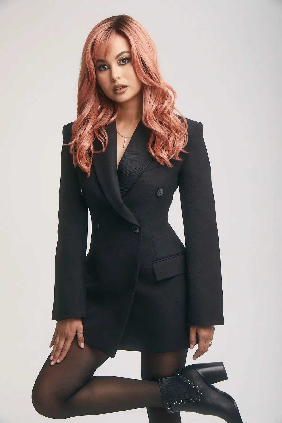 Glam Wavez Wig By Rene Of Paris | Heat Friendly Synthetic 1