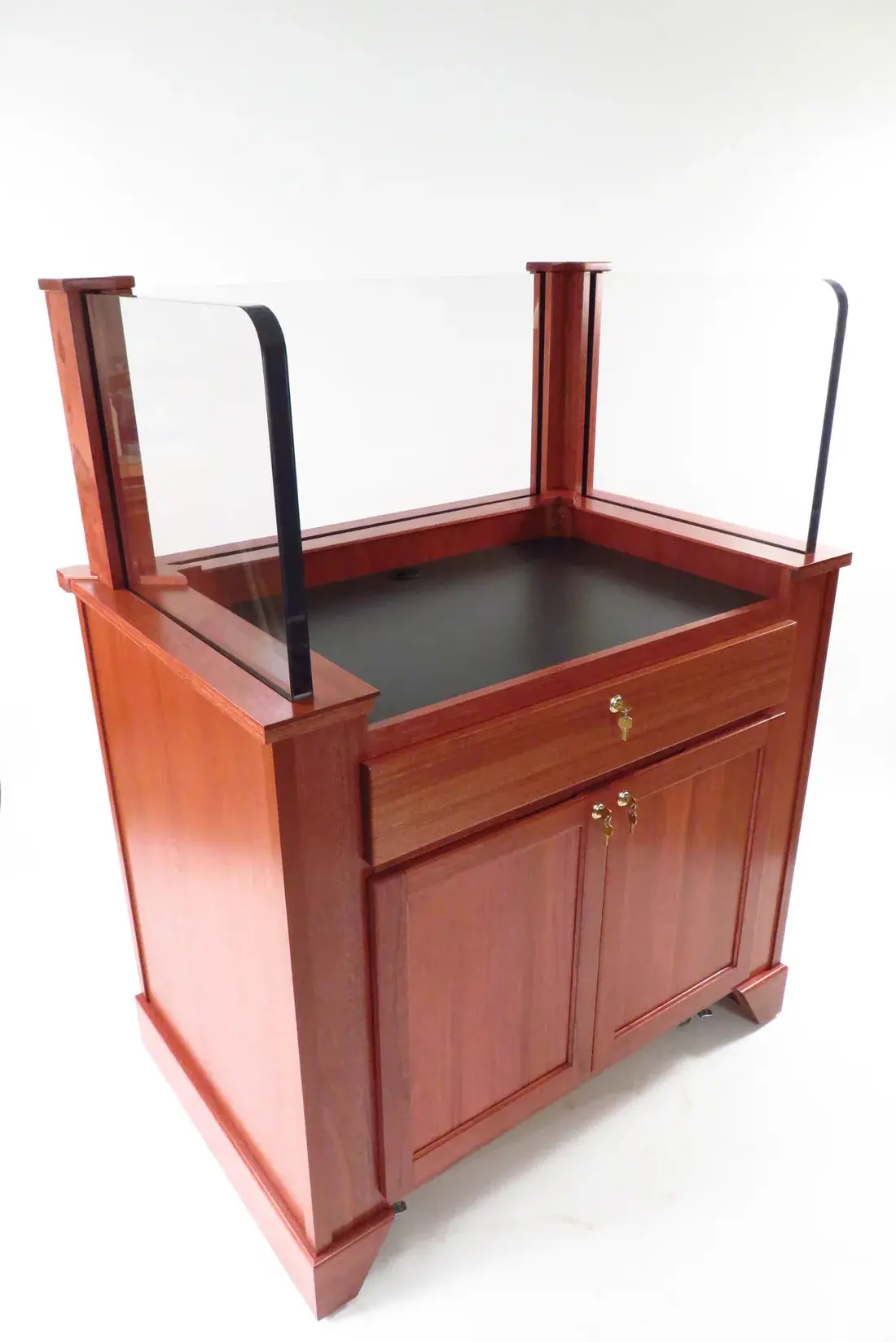 Executive Wood Products Protector™ Bullet-Resistant Security Podium – Nij-Certified Workstation 4