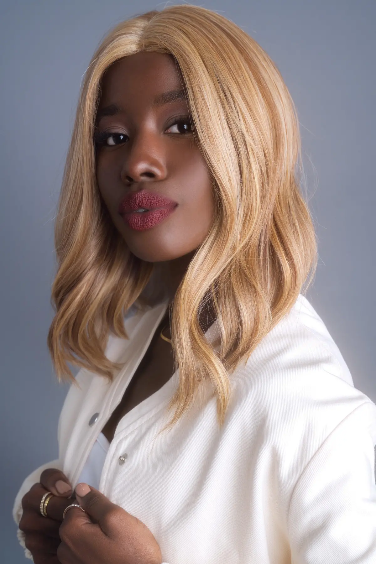 High Heat Mid Wavy Topper By Rene Of Paris | Heat Friendly Synthetic 1