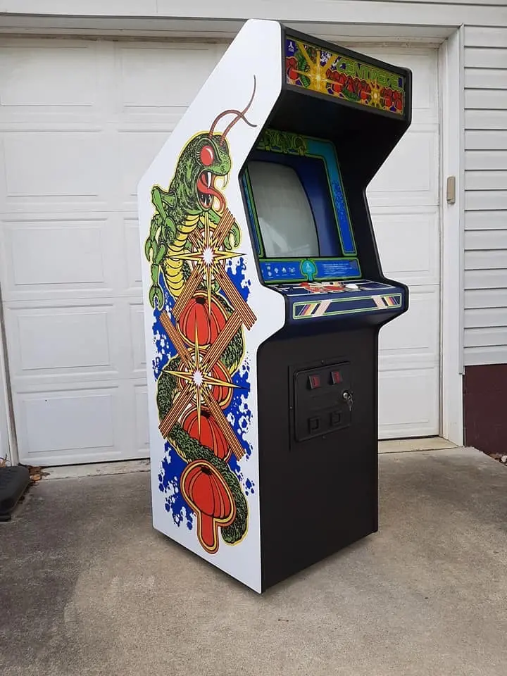 Centipede-Side Art 1