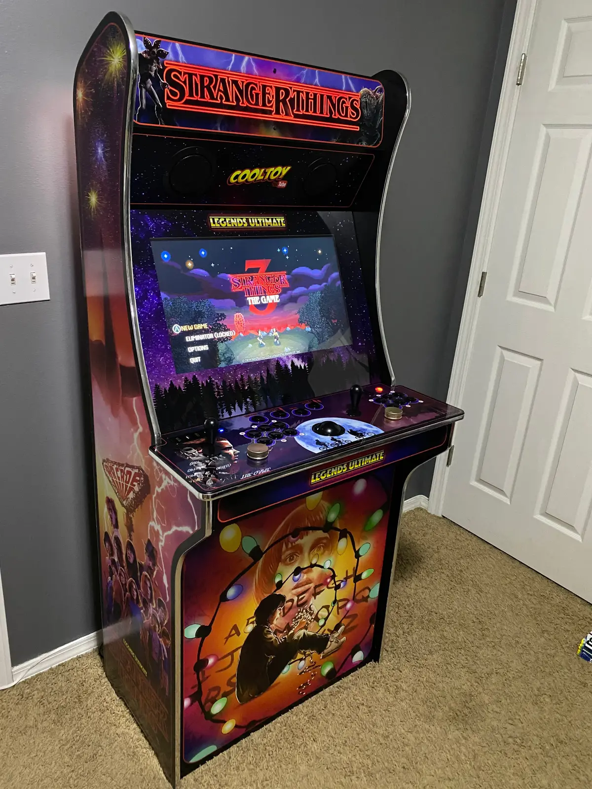 Legends Ultimate (Stranger Things) 1