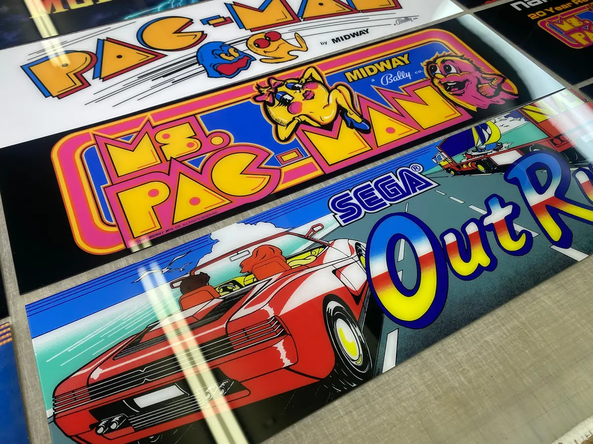 Outrun Marquee (Full Size Cabinet) 1
