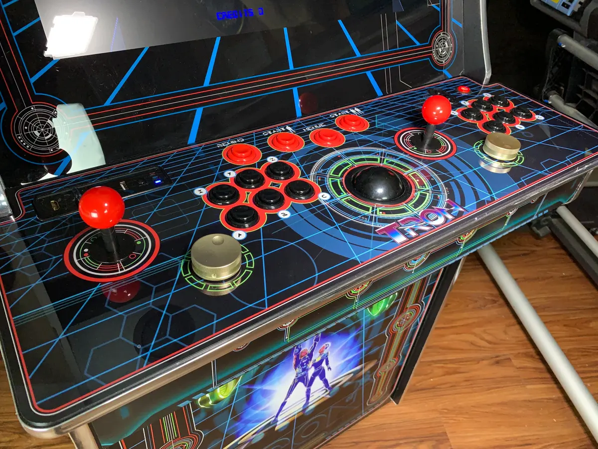 Legends Ultimate (Tron) Cpo 1