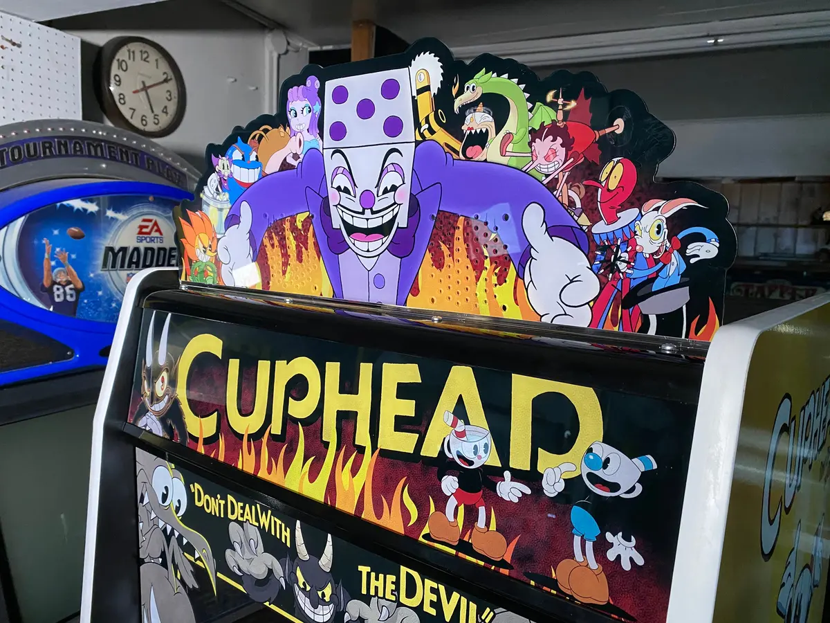 Cup Head Topper 1