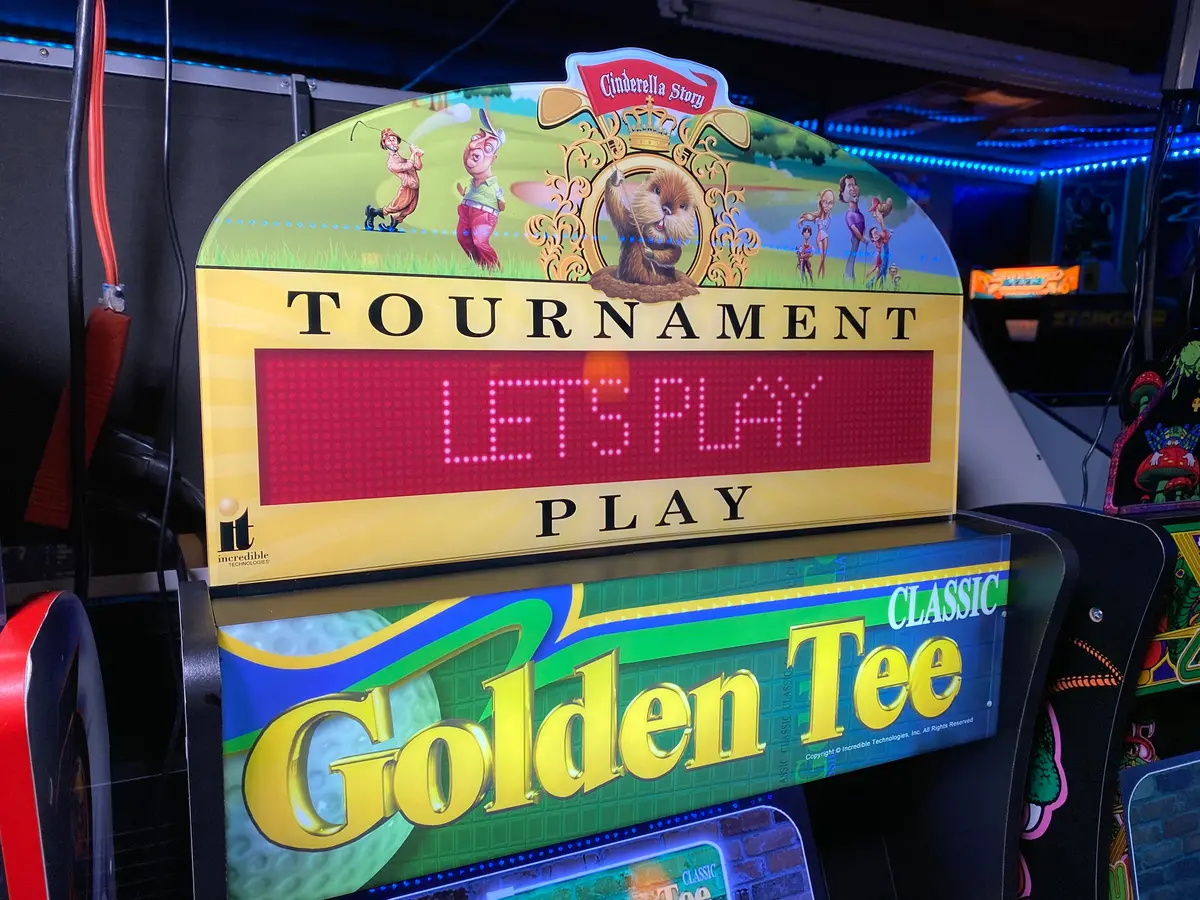 Arcade 1Up Golden Tee Topper 1