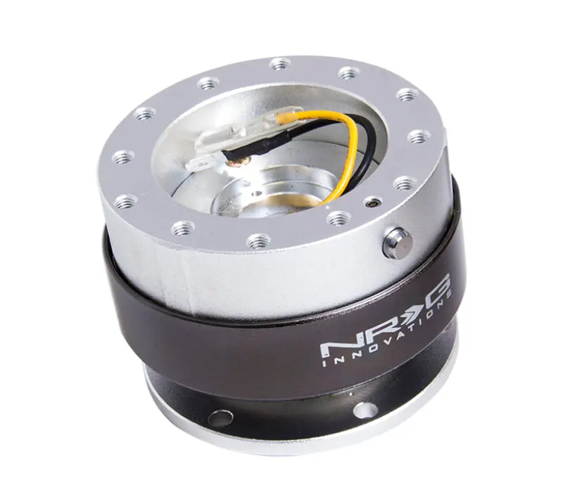 Nrg Quick Release Steering Hub Gen 2.0 – Silver Housing With Titanium Chrome Ring 1